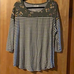 Maurices Size 1 top